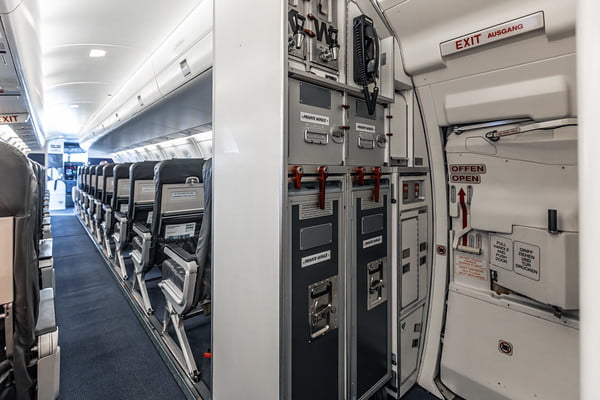 PrivateWings_SB_1944-M